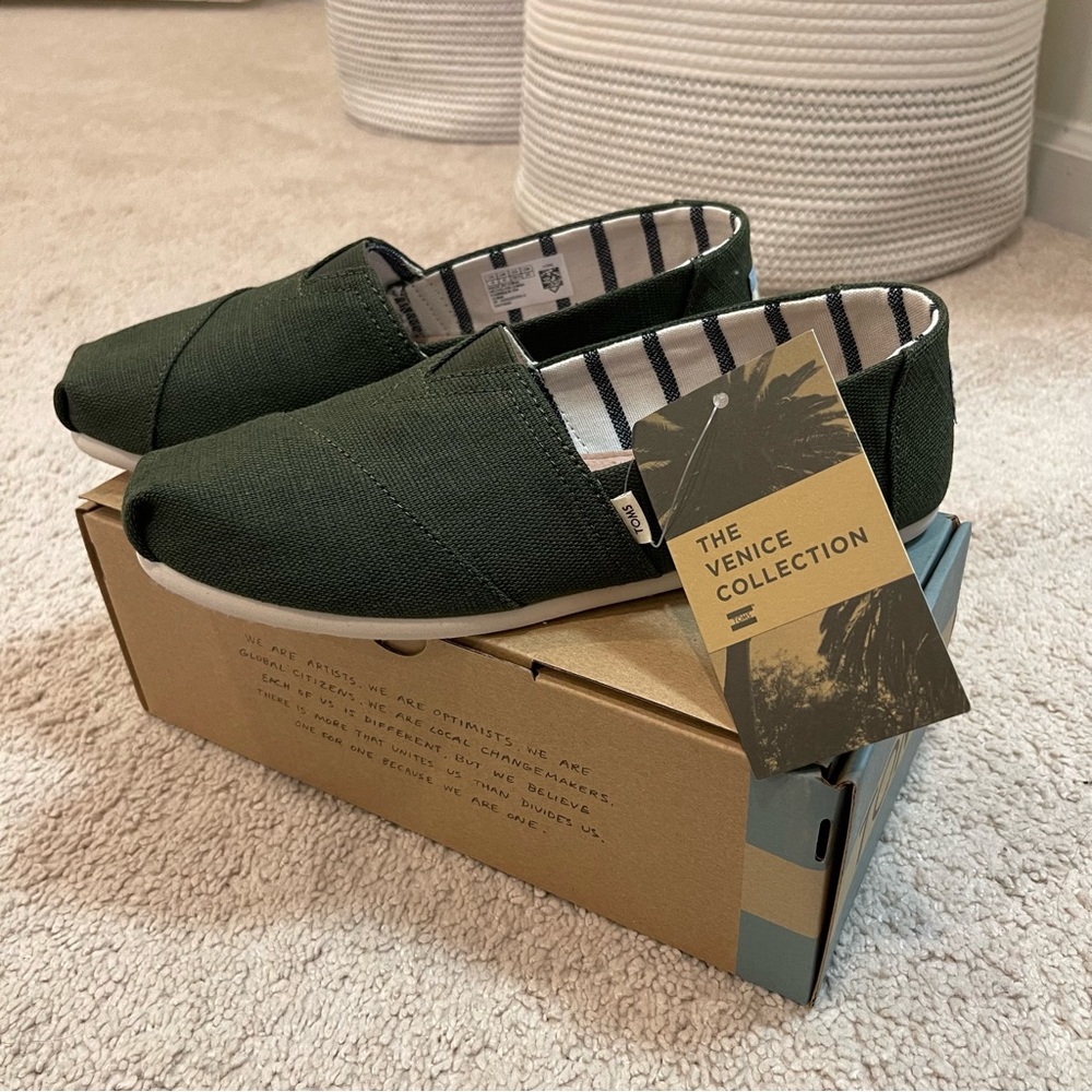 TOMS Classic Venice Collection